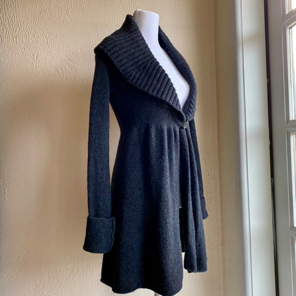 Vince charcoal cardigan sweater with shawl collar and single button clos… - Picture 1 of 16